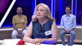 Yürüyerek giden kimse