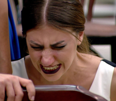 Nur elendi! Gözyaşları sel oldu!