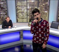 Çağatay Akman "Gece Gölgenin Rahatına Bak" Perfomansı