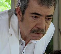 Adnan Bey her şeyi öğreniyor!