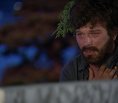 Behlül, aşkının mezarı başında