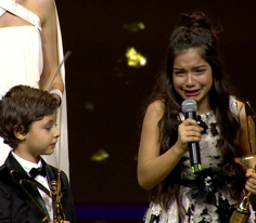 Yıldızı parlayan minikler gözyaşlarına boğuldu! 