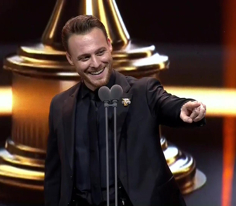 En İyi Romantik Komedi Dizisi Erkek Oyuncu – Kerem Bürsin