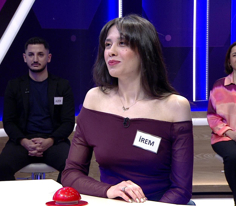 Döndürülerek bir yere sokulan burgulu çivi