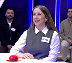 Bütün noktaları merkezden aynı uzaklıkta bulunan bir yüzeyle sınırlı cisim