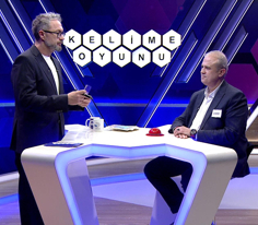 İlgililere belli konular için, bilgi, beceri kazandırmak amacıyla verilen süreli eğitim