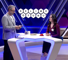 Bazı kabuklu deniz hayvanlarının içerisinde oluşan, değerli ve sedef rengindeki süs tanesi