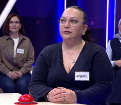 Çoğunlukla kar bloklarından kubbe biçiminde yapılan eskimo kulübesi