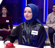 Nitelik, nicelik ve erdem bakımından en üstün olan