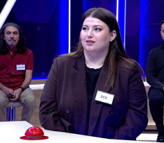 Kalabalık, küme, yığın anlamlarına gelen bir söz