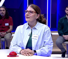 Bir uzlaşma sağlamak için birinin yanına gönderilen kimse