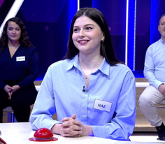 Ayakkabı ve kumaş gibi şeylerde iki parçanın üst üste birbirine yapışmasını sağlayan kumaş şerit