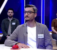 Oldukça çok, sayısı belirsiz, bir dolu