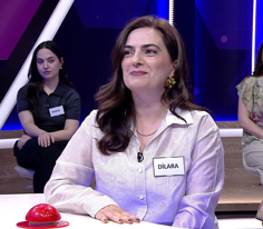 İnce tahta, plastik gibi maddelerden yapılmış, genellikle kapağı olan kap