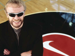ÇIĞIR AÇANLAR - Phil Knight