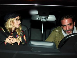 Tuba Ünsal yeni aşkıyla objektiflere takıldı!