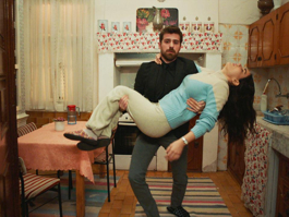 Üç Kız Kardeş 72. Bölüm Fragmanı - 2