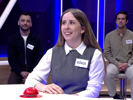 Bütün noktaları merkezden aynı uzaklıkta bulunan bir yüzeyle sınırlı cisim