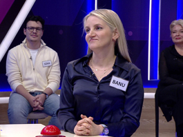 Türkçe kökenlisi "savaş" olan kelimenin Farsça kökenli karşılığı