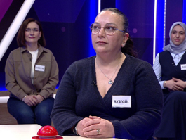 Çoğunlukla kar bloklarından kubbe biçiminde yapılan eskimo kulübesi