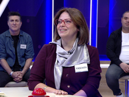 Büyük ve sert taş kütlesi