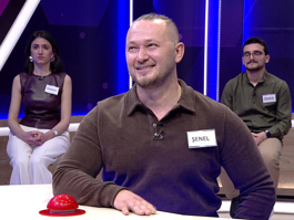 Türkçesi "gönüldaş" olan kelimenin Farsça kökenli karşılığı