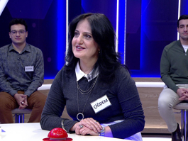 Yazılı metinleri takip eden kimse