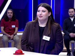 Kalabalık, küme, yığın anlamlarına gelen bir söz