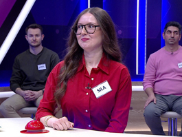 Halkın gezip hava alması için düzenlenmiş ağaçlı ve çiçekli bahçe