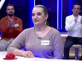 Yapının tavanı ile damı arasındaki kullanılan yer