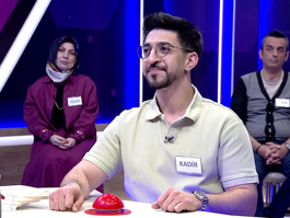 Yüksekliği genellikle birkaç yüz metreyi geçmeyen, yamaçları yatık yer biçimi