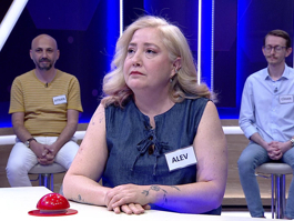 Yürüyerek giden kimse