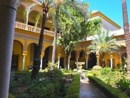 Palacio de Las Duenas