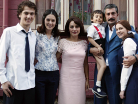 Öyle Bir Geçer Zaman Ki | Fragman