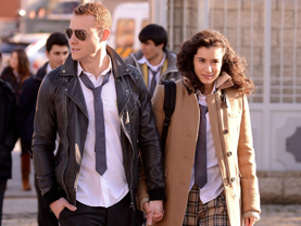 Güneşi Beklerken | Fragman