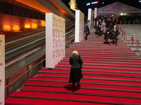 Altın Kelebek "Kırmızı Halı"