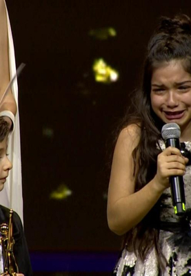 Yıldızı parlayan minikler gözyaşlarına boğuldu! 