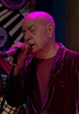 Mazhar Alanson’dan "Sarı Laleler"