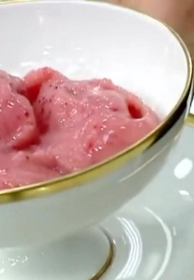 Ev Yapımı Sağlıklı Dondurma Tarifi