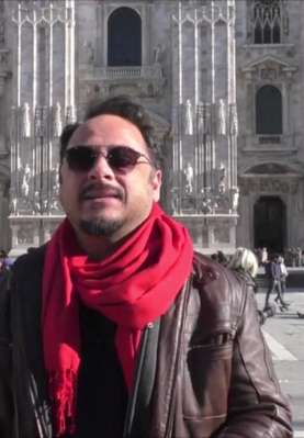 Çok Gezenti Bir Evlilik:"Onun saçıyla başıyla ilgilenmektir"