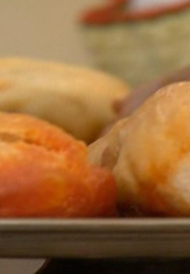 Yeşil Zeytin Böreği