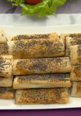 Çağlalı Yeşil Mercimekli Börek