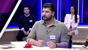 Benekleri dört köşeli ve kırmızı renkli olan iskambil kâğıdı