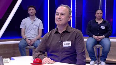 Vücudun dik bir şekilde kollar üzerinde dengede durmasıyla yapılan hareket