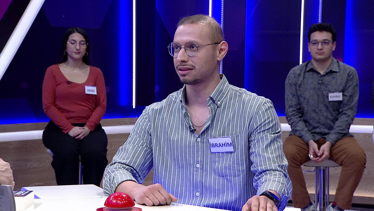 Belli hafif figürlere, çoğunlukla sahne düzenine ve müziğe dayalı gösteri türü