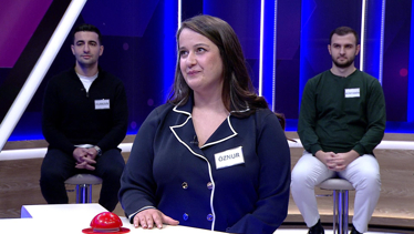 Mecaz olarak “sükseli, gösterişli kimse” anlamına gelen bir söz