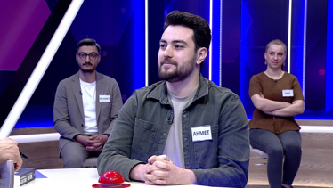 Bir programı, veriyi veya görüntüyü simgeleyen ekran üzerindeki resimcik