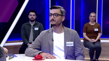 Oldukça çok, sayısı belirsiz, bir dolu