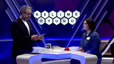 Abdest alırken ıslak eli başa sürme eylemi