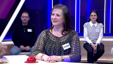 Maddeyle ilgisi olmayan, ruhla ilgili olan